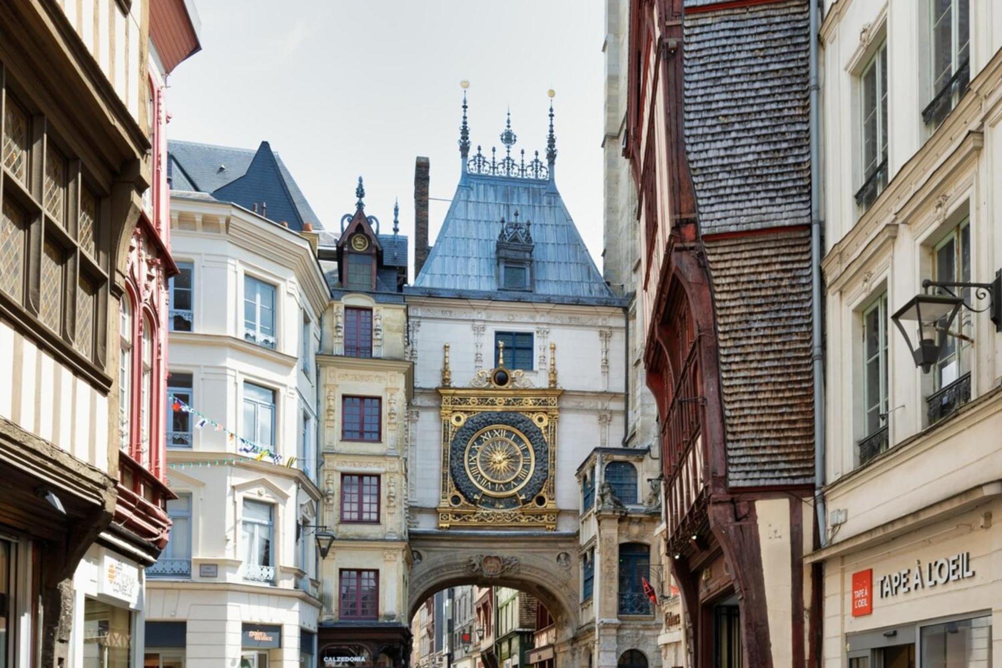 Carlos Au Pied Du Gros Horloge ! Appartement